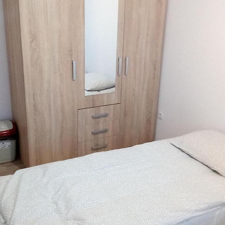 Khan Krum House & Apartments For Rent Elin Pelin Bagian luar foto